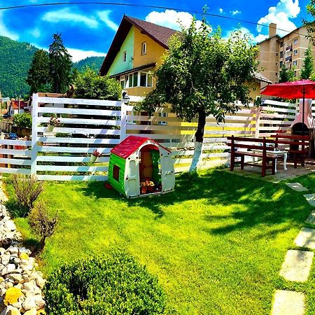 Vinyl'S Place Brasov Ngoại thất bức ảnh